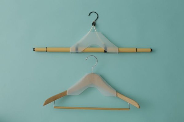 洋服ハンガーにも使えるのです♪