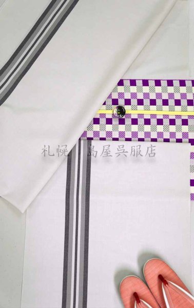 ラインを脇へ寄せて仕立てたイメージ