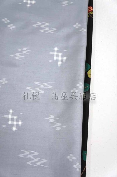 長襦袢のチラ見世も映えます。