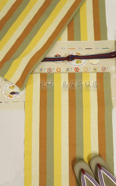 前柄は共通(写真はグレージュ)2