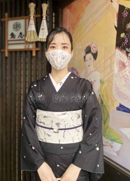 シマエナガの帯留めも映えます