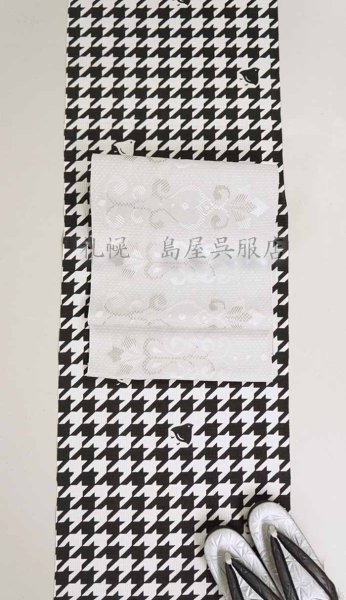 画像6: 紺仁:千鳥格子(綿麻紅梅) (6)