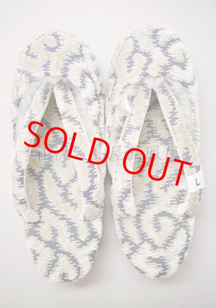 画像2: 女性用防寒草履：モフモフあったか　雲柄（Ｌサイズ） (2)