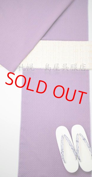 シンプルな着物でスッキリと。