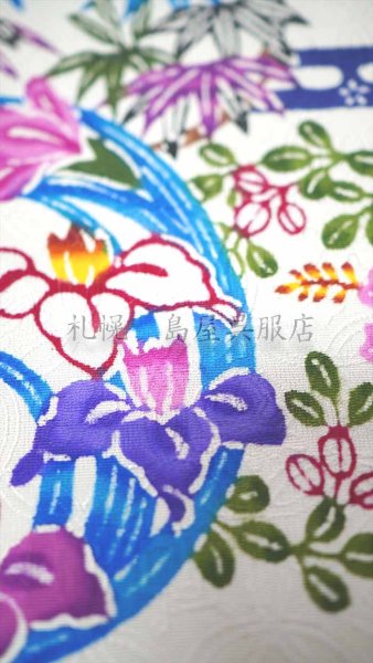 画像4: 九寸名古屋帯:琉球本紅型・花とエ霞(知念初子) (4)
