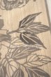画像4: 竺仙：美人三部作「座れば牡丹」（松煙染小紋） (4)