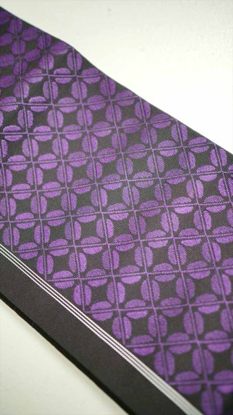 上下を変えても締められます