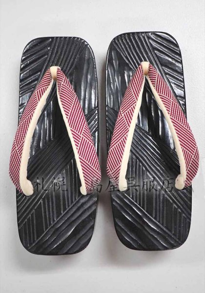 画像2: 男性用下駄:鎌倉彫・黒(Lサイズ) (2)