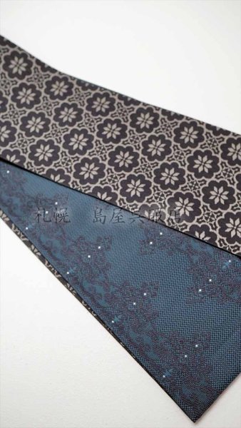 画像2: 半幅帯：リバーシブル博多織　アラベスク／花つなぎ（黒） (2)