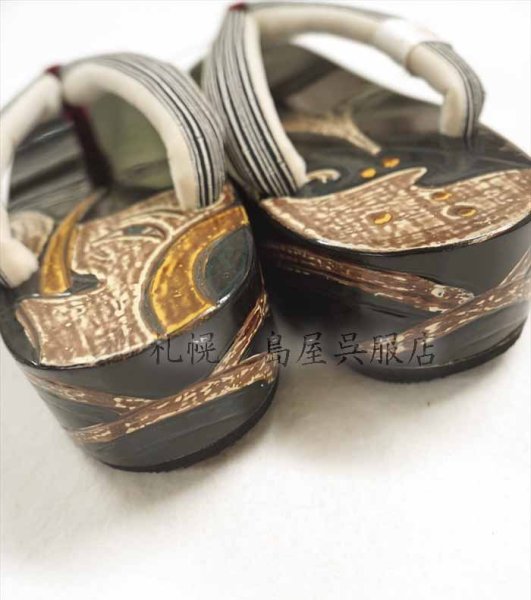 画像6: 女性用下駄：鎌倉彫・象と鯨 (6)