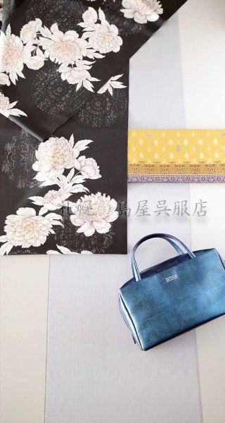 羽織姿にインパクトを※女性