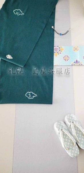 帯や羽織の色を選びません。