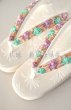 画像1: 女性用草履：カレンブロッソ・Mサイズ／刺しゅう鼻緒・花爛漫 (1)