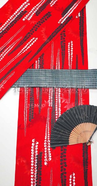 画像6: 扇子：龍虎（透かし柄）黒 (6)